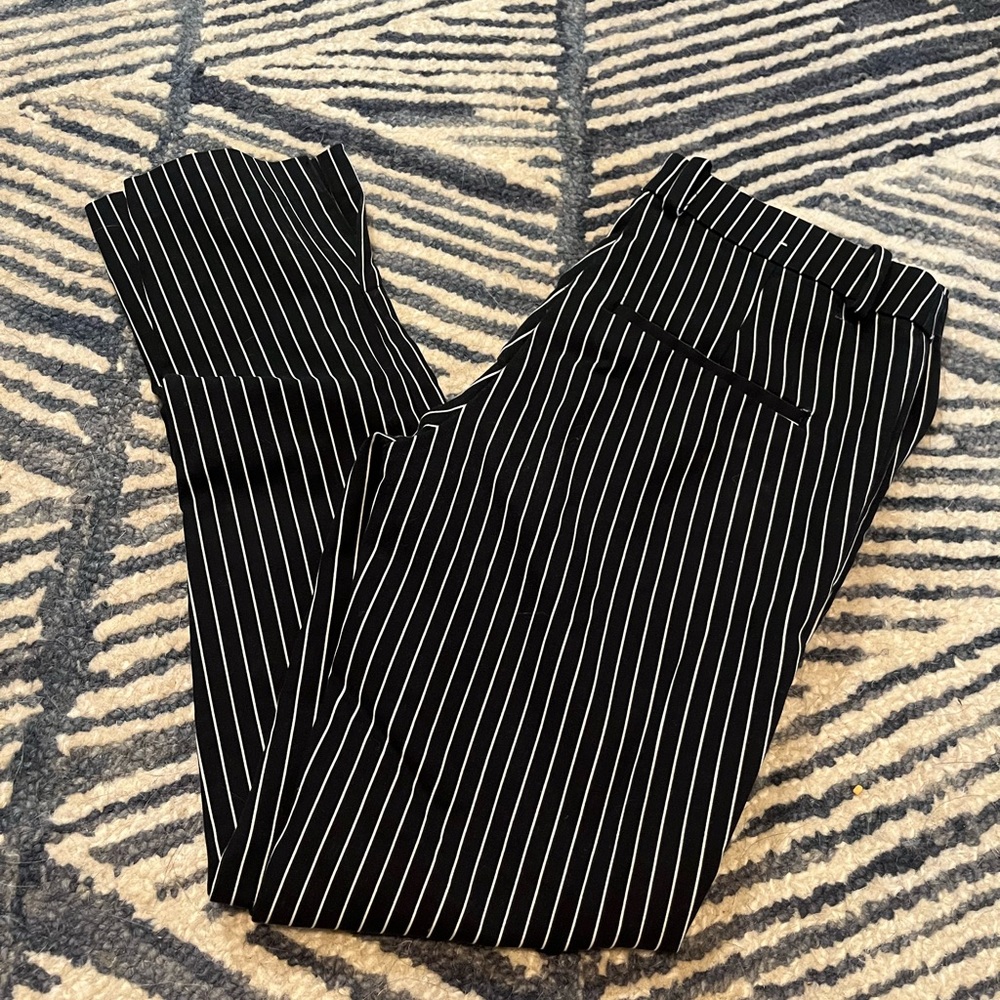 Stripe capri